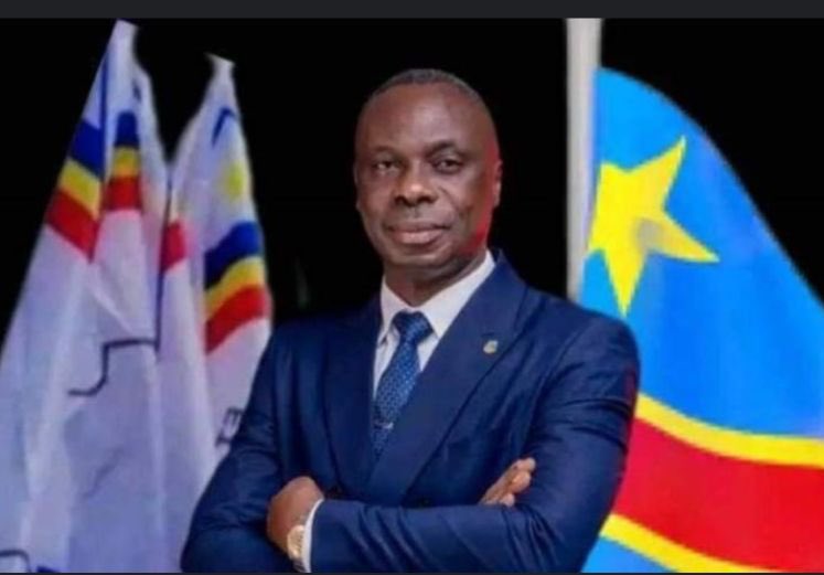 KASAI ORIENTAL : LE GOUVERNEUR JEAN PAUL MBWEBWA KAPO MIS EN ACCUSATION POUR DETOURNEMENT